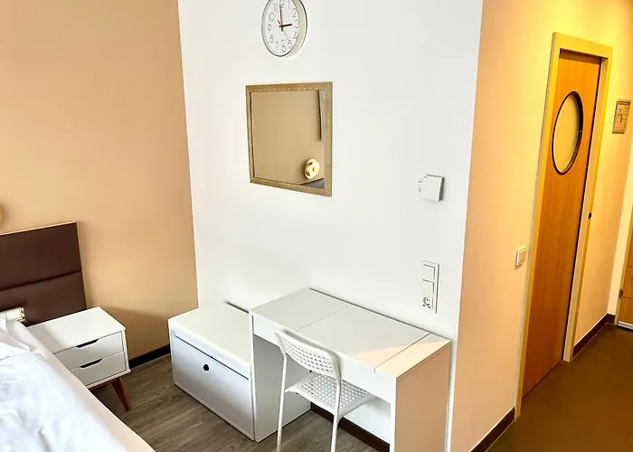 Stylish Near Center